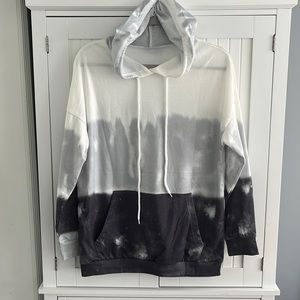 Women’s hooded lightweight sweatshirt.  NWOT